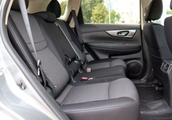 Подержанный автомобиль Nissan X-Trail 2018 года (11 фото)