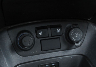 Подержанный автомобиль Kia Rio Hatchback 2009 года (12 фото)