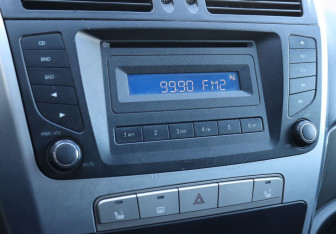 Подержанный автомобиль Geely Emgrand X7 2014 года (15 фото)