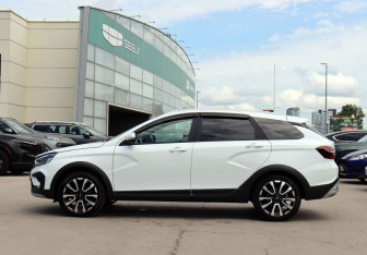 Подержанный автомобиль LADA (ВАЗ) Vesta Wagon 2024 года (8 фото)