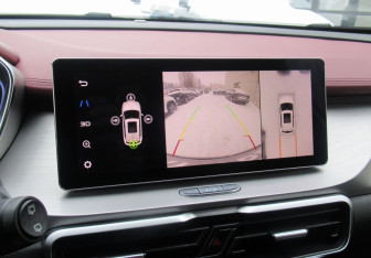 Подержанный автомобиль Geely Coolray 2020 года (16 фото)