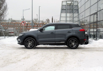 Подержанный автомобиль Geely Atlas 2019 года (8 фото)