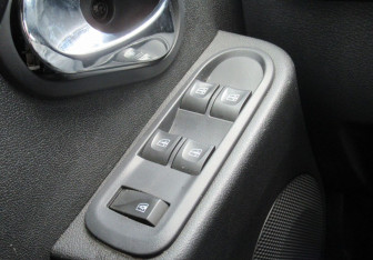 Подержанный автомобиль Renault Duster 2020 года (12 фото)