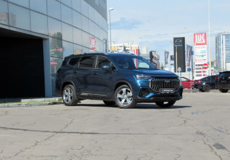 Подержанный автомобиль Geely Okavango 2023 года (3 фото)