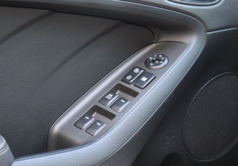Подержанный автомобиль Kia Cerato Sedan 2018 года (16 фото)