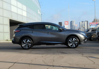 Подержанный автомобиль Nissan Murano Suv 2021 года (4 фото)
