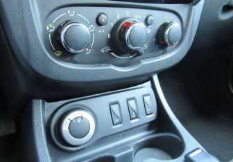 Подержанный автомобиль Renault Duster 2019 года (13 фото)