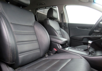 Подержанный автомобиль Kia Sorento 2018 года (10 фото)