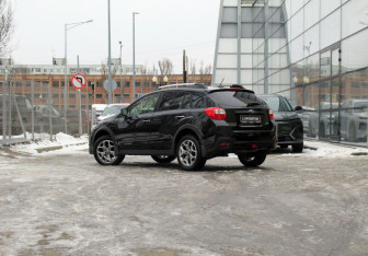 Подержанный автомобиль Subaru Impreza Hatchback 2013 года (7 фото)