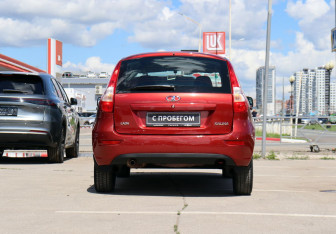 Подержанный автомобиль LADA (ВАЗ) Kalina Hatchback 2017 года (6 фото)