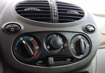 Подержанный автомобиль LADA (ВАЗ) Kalina Wagon 2011 года (15 фото)