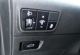 Подержанный автомобиль Kia K5 2020 года (16 фото)