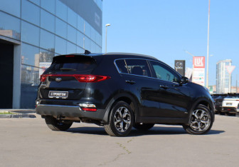 Подержанный автомобиль Kia Sportage 2018 года (5 фото)
