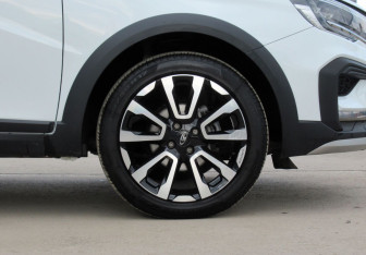 Подержанный автомобиль LADA (ВАЗ) Vesta Wagon 2024 года (9 фото)