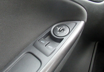 Подержанный автомобиль Ford Focus Wagon 2017 года (16 фото)