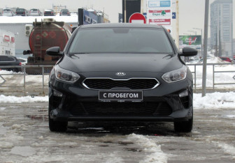 Подержанный автомобиль Kia Ceed Hatchback 2019 года (2 фото)