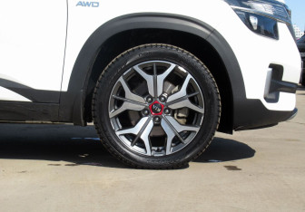 Подержанный автомобиль Kia Seltos 2020 года (9 фото)