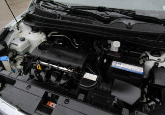 Подержанный автомобиль Kia Sportage 2012 года (21 фото)