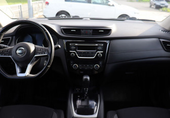 Подержанный автомобиль Nissan Qashqai 2019 года (13 фото)