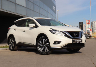 Подержанный автомобиль Nissan Murano Suv 2020 года (3 фото)