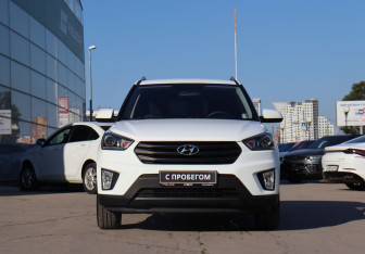 Подержанный автомобиль Hyundai Creta 2019 года (2 фото)