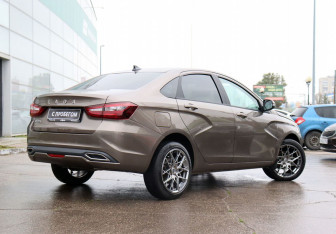 Подержанный автомобиль LADA (ВАЗ) Vesta Sedan 2024 года (5 фото)