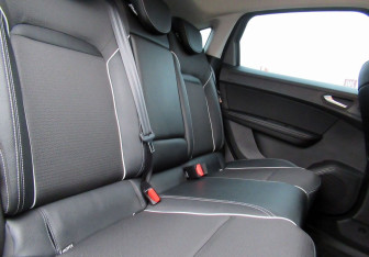 Подержанный автомобиль Renault Arkana 2019 года (11 фото)