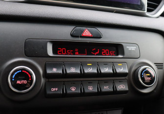 Подержанный автомобиль Kia Sportage 2017 года (14 фото)