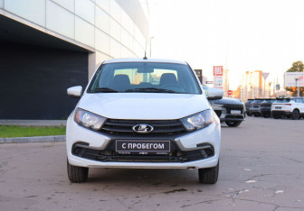 Подержанный автомобиль LADA (ВАЗ) Granta Sedan 2023 года (2 фото)
