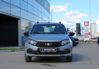 Подержанный автомобиль LADA (ВАЗ) Granta Wagon 2019 года (2 фото)