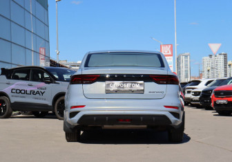 Подержанный автомобиль Geely Emgrand 2023 года (6 фото)