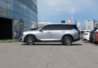 Подержанный автомобиль GAC GS8 2024 года (8 фото)