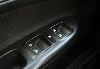 Подержанный автомобиль Skoda Octavia Liftback 2013 года (15 фото)