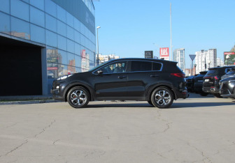 Подержанный автомобиль Kia Sportage 2019 года (8 фото)
