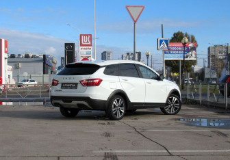 Подержанный автомобиль LADA (ВАЗ) Vesta Wagon 2020 года (5 фото)