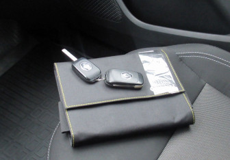 Подержанный автомобиль Renault Duster 2021 года (15 фото)