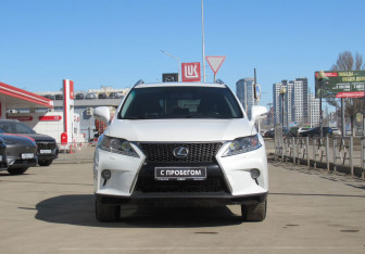 Подержанный автомобиль Lexus RX 2010 года (2 фото)