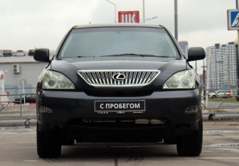 Подержанный автомобиль Lexus RX 2003 года (2 фото)
