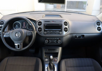 Подержанный автомобиль Volkswagen Tiguan 2013 года (13 фото)