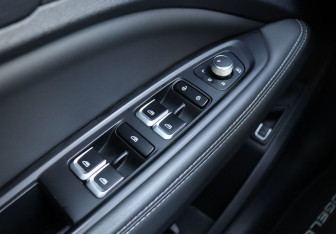 Подержанный автомобиль Geely Tugella 2021 года (22 фото)