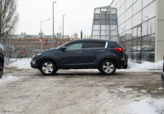 Подержанный автомобиль Kia Sportage 2011 года (8 фото)