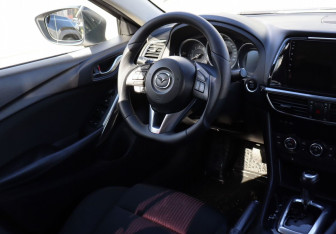 Подержанный автомобиль Mazda 6 Sedan 2014 года (14 фото)