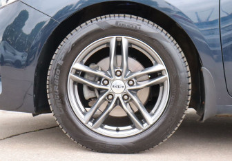 Подержанный автомобиль Kia Cerato Sedan 2019 года (9 фото)