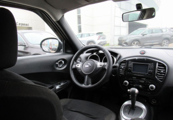 Подержанный автомобиль Nissan Juke 2011 года (13 фото)