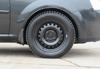 Подержанный автомобиль Chevrolet Lacetti Sedan 2007 года (9 фото)