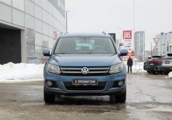 Подержанный автомобиль Volkswagen Tiguan 2013 года (2 фото)
