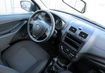 Подержанный автомобиль LADA (ВАЗ) Granta Wagon 2019 года (12 фото)