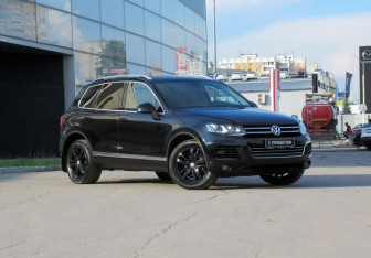 Подержанный автомобиль Volkswagen Touareg 2012 года (3 фото)