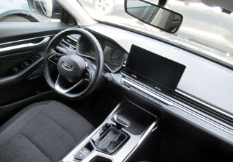 Подержанный автомобиль Geely Emgrand 2023 года (12 фото)