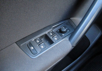 Подержанный автомобиль Volkswagen Tiguan 2020 года (14 фото)